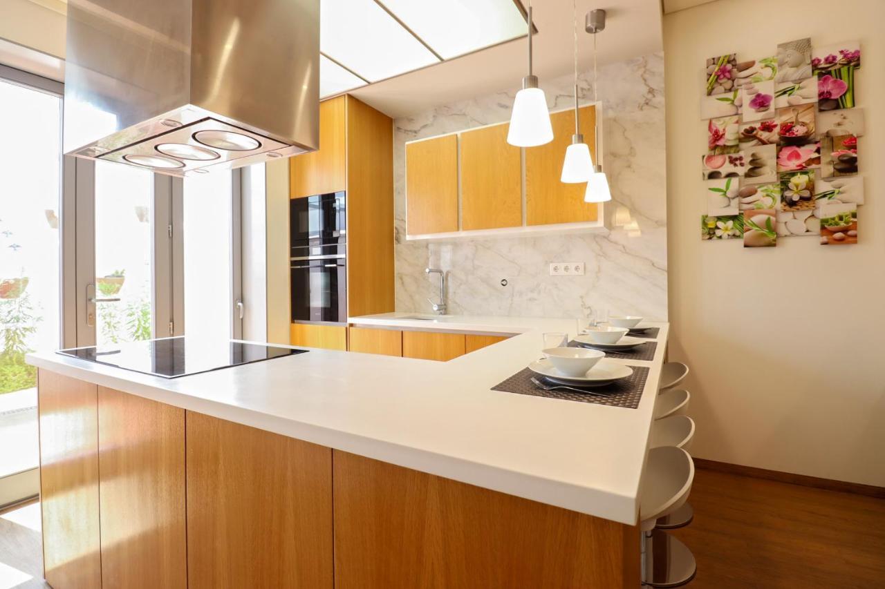 Ribeira Riverhouse - City Centre Duplex With Terrace เวียนา โด กัสเตโล ภายนอก รูปภาพ